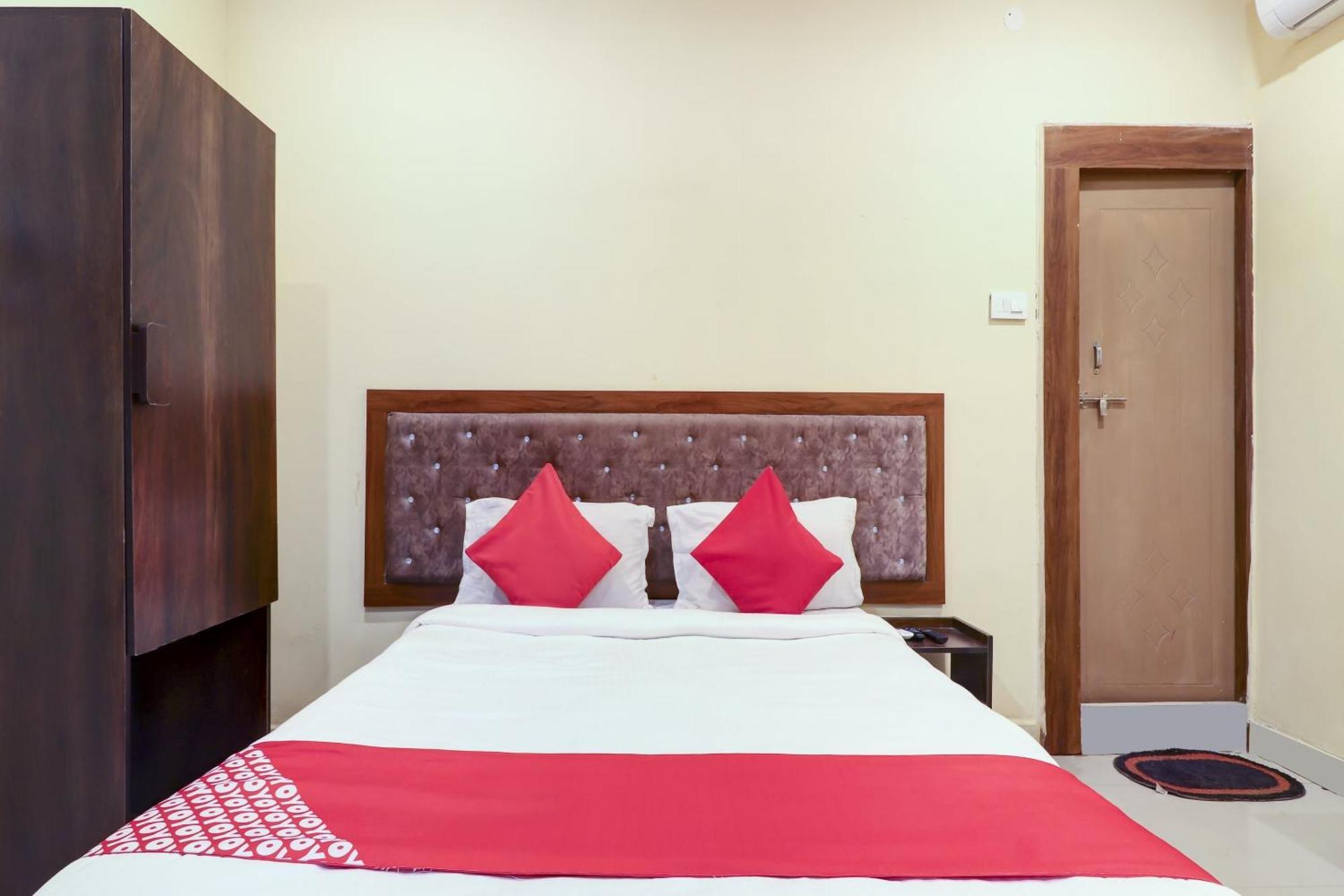 Hotel O Rsquare Elite Sururnagar Dış mekan fotoğraf
