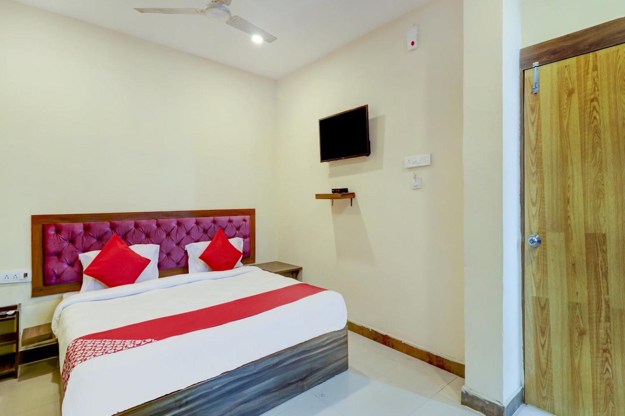 Hotel O Rsquare Elite Sururnagar Dış mekan fotoğraf